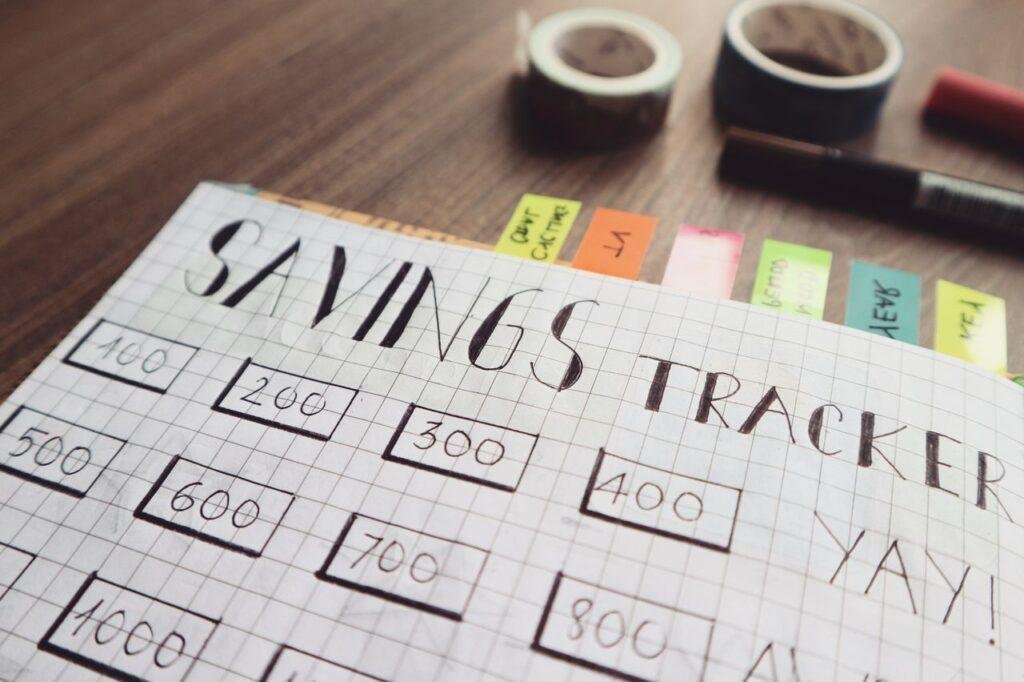 College student planning financial goals and finding a clear direction